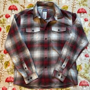 Patagonia Burgundy White Plaid Flannel Shirt Mens Organic Cotton Streetwear